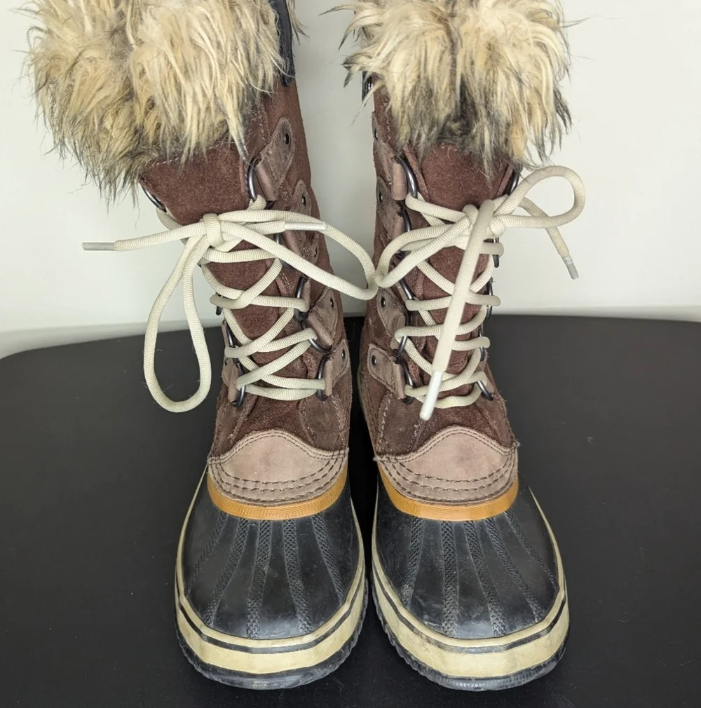 Sorel‎ Joan of Arctic Brown Suede Faux Fur Lace Up Waterproof Boots Women’s 7